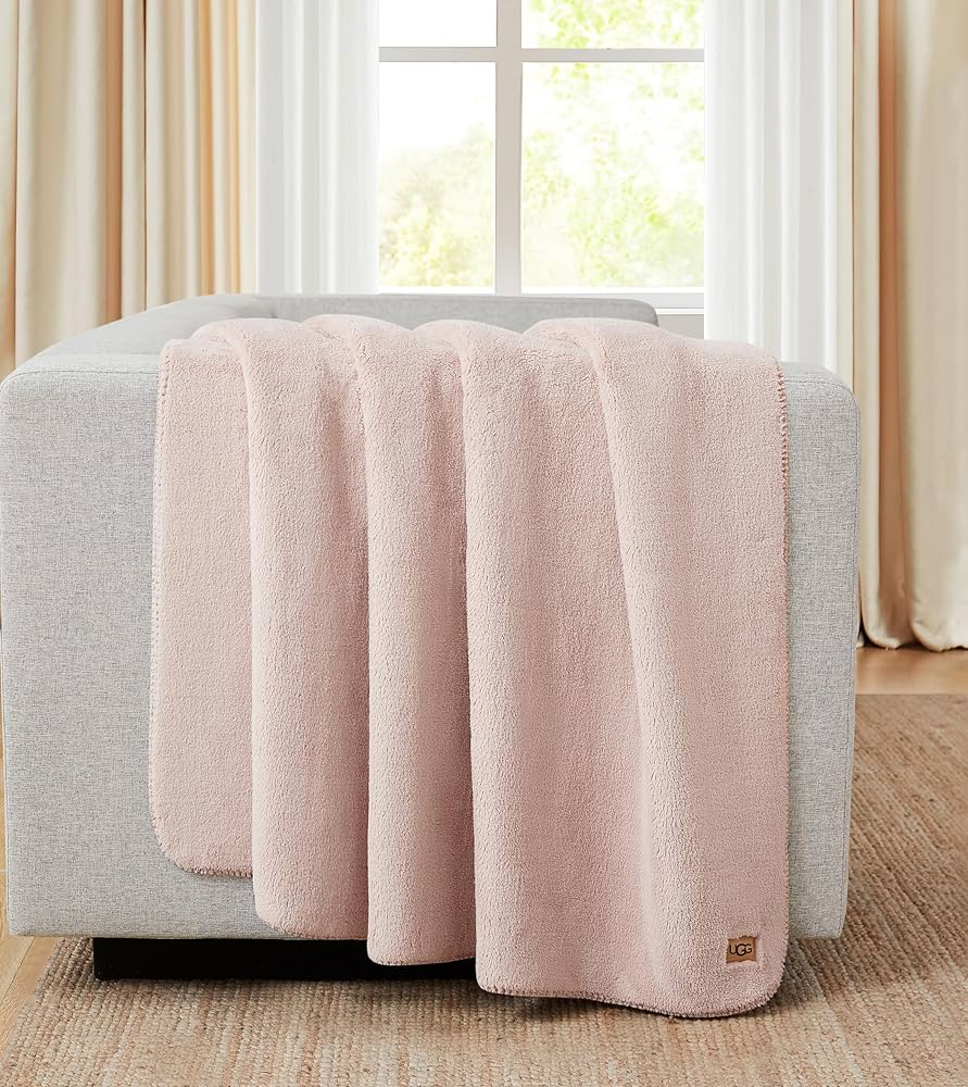 Amazon.com: UGG Whitecap Plush Throw Blanket Fleece